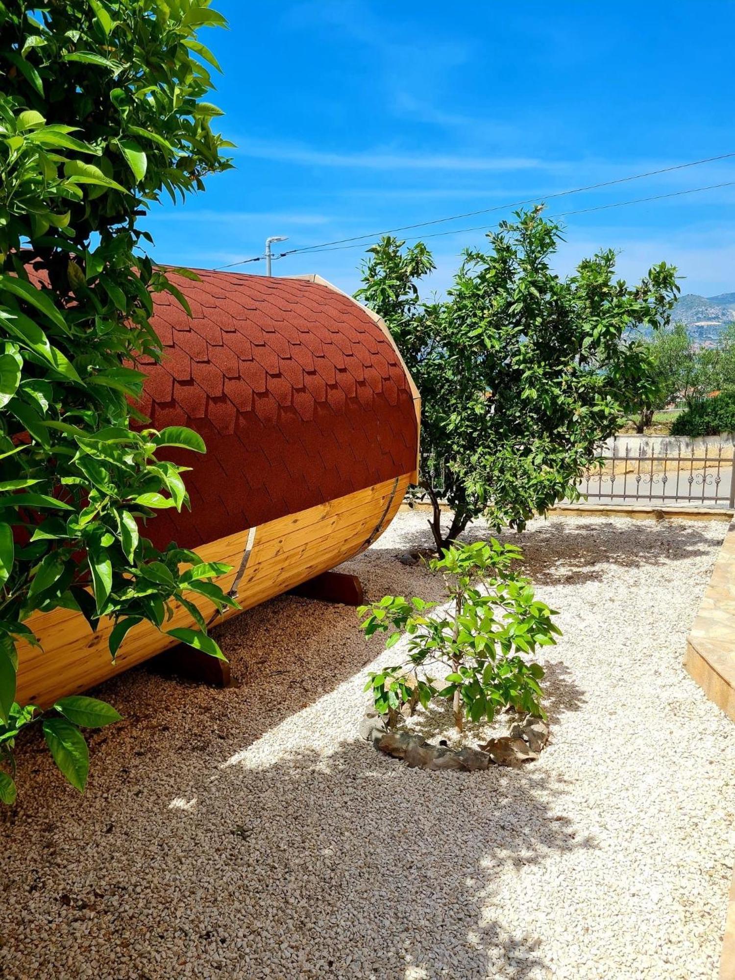 Villa Jelovic Traù Esterno foto